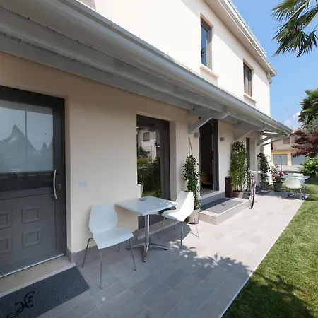 International Rooms & Apartments Sirmione Exterior photo