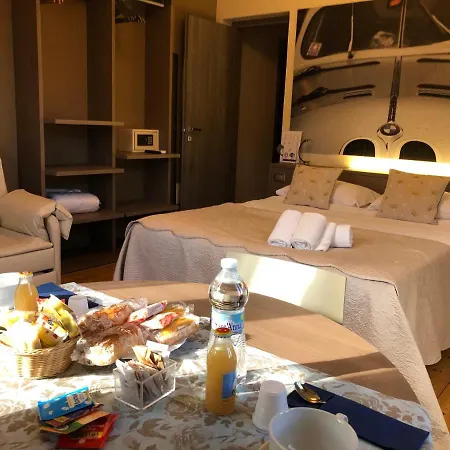 International Rooms & Apartments Sirmione Exterior photo